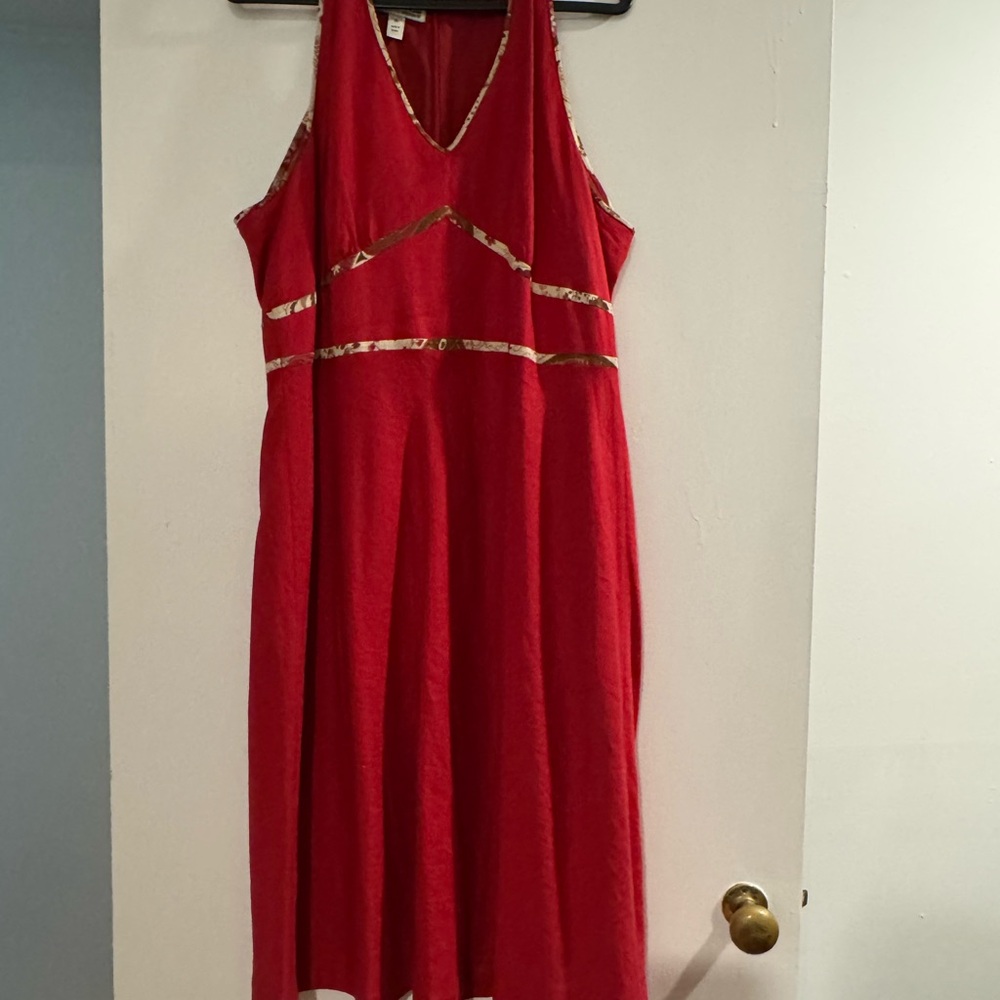 Elegant Linen Coral/Red Sleeveless Dress.